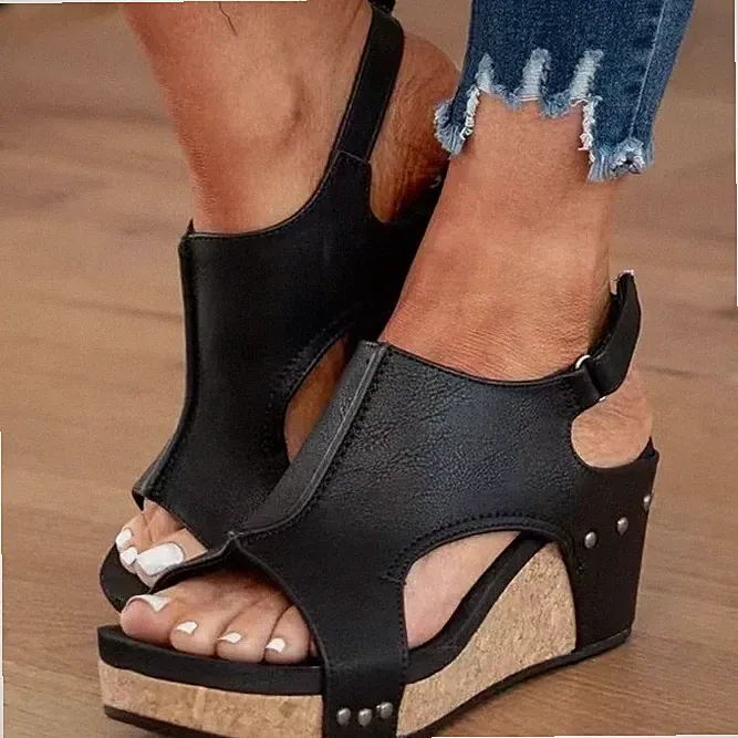 Peeptoe Keilabsatz