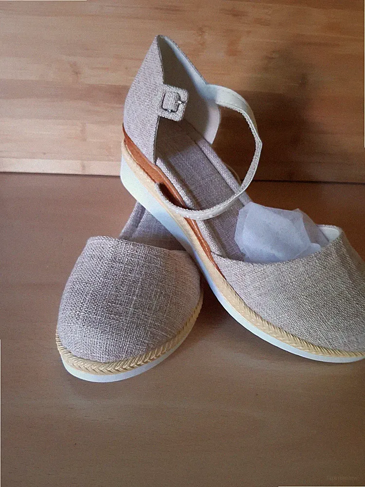 Sommer Schuhe Damen Keilabsatz Größe 41 Beige Stoff Neu mit Karton Ungetrag