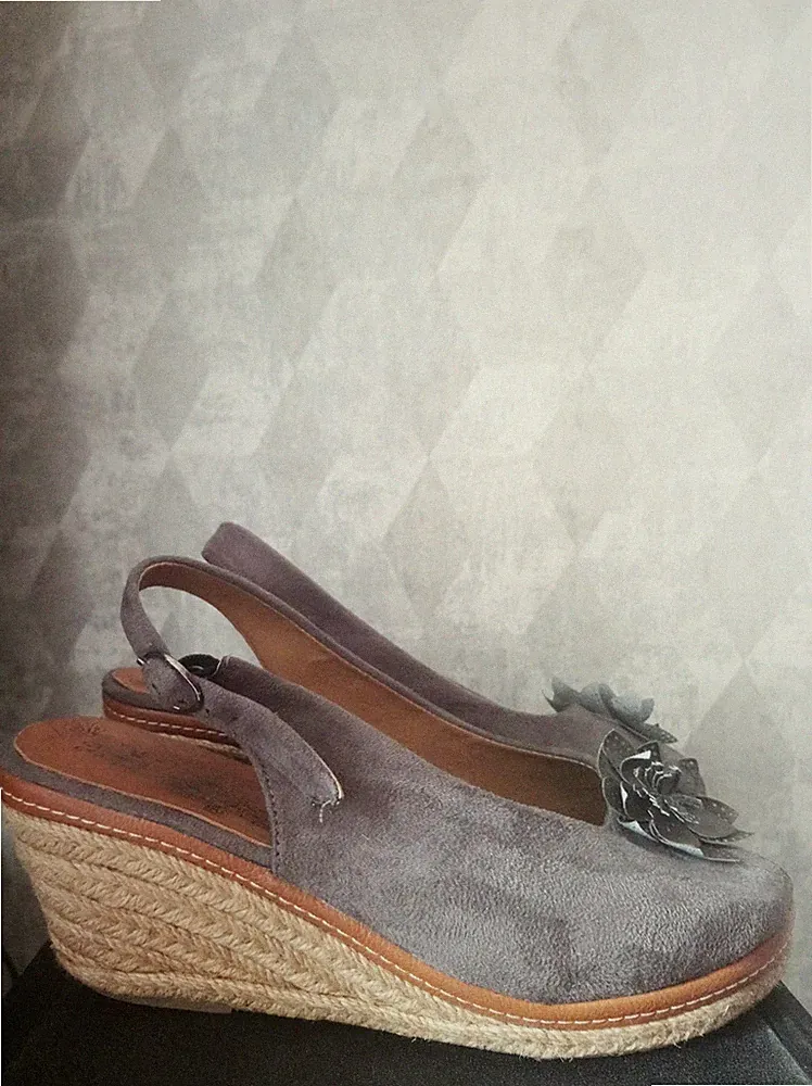 Sommer Wegdes Sandaletten Sun&Shadow Blüten Gr. 39 Peeptoe