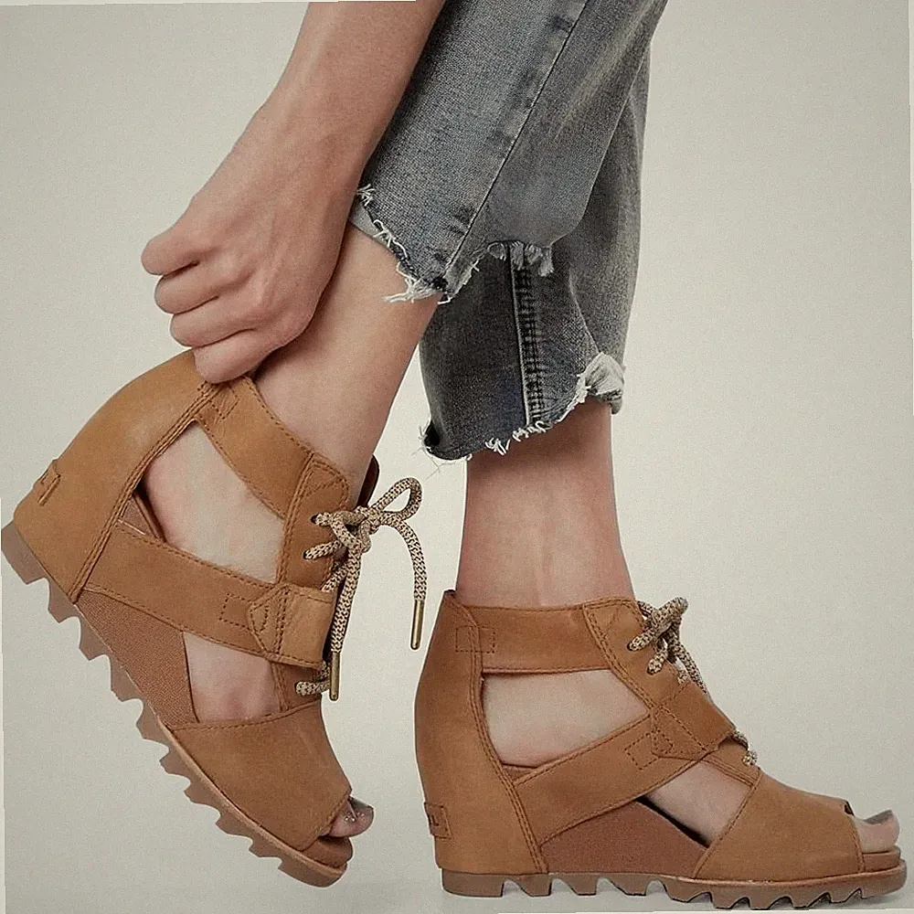 SOREL Joanie II Lace Keilsandalen Damen Gr. 42 Camel Brown Ledersandalen Plateau