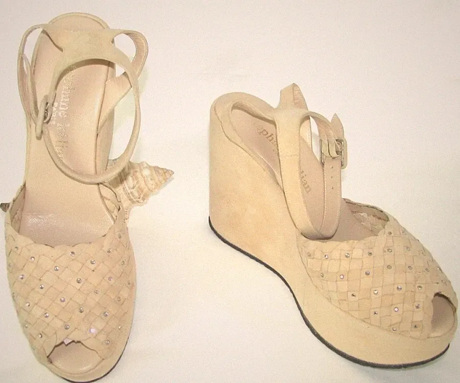 STEPHANE KELIAN Plateau Sandalen Keilabsatz Wildleder Beige nude 37 NEU OVP