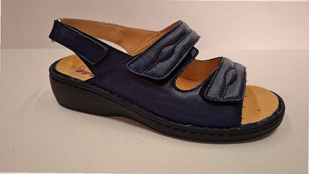 StilediVita Damen Sandalen Mars C/ausziehbares Fußbett, Keilabsatz und Risse - BLAU (BLAUblau
