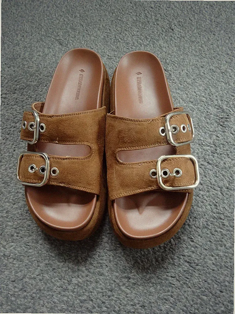 Stradivarius Damen Braun Keilsandale Pantoletten Pantoletten Schuhe Gr UK 3 (36)