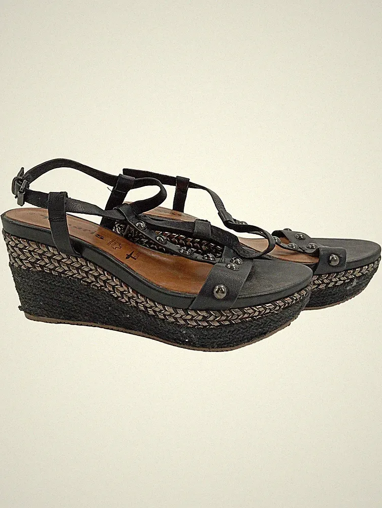 Tamaris Damen Keilabsatz Sandalen Nieten Gr. 39 Schwarz Modisch