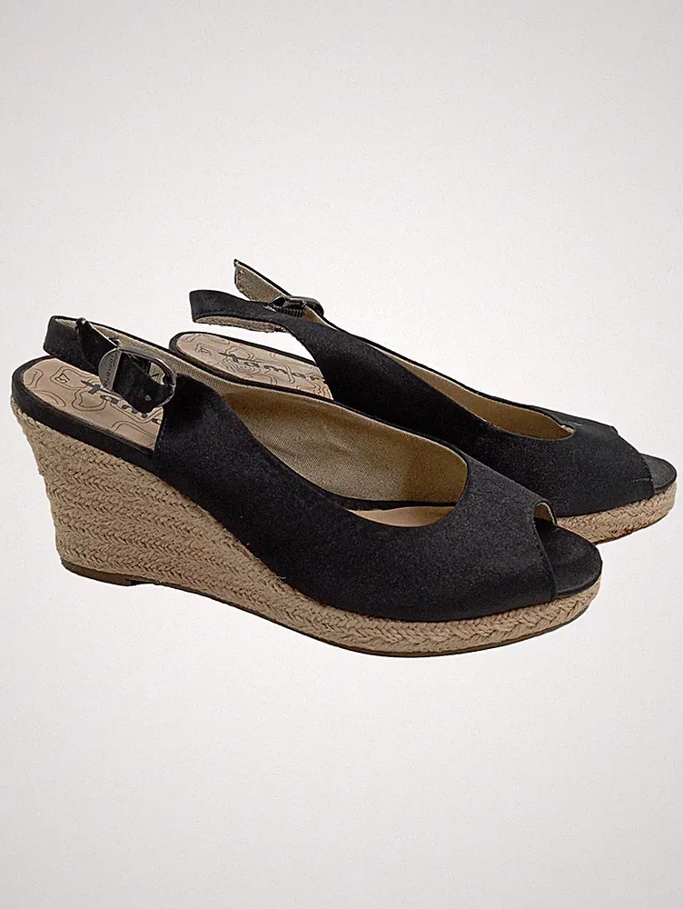 Tamaris Damen Keilabsatz Sandaletten Gr. 37 Schwarz Espadrilles