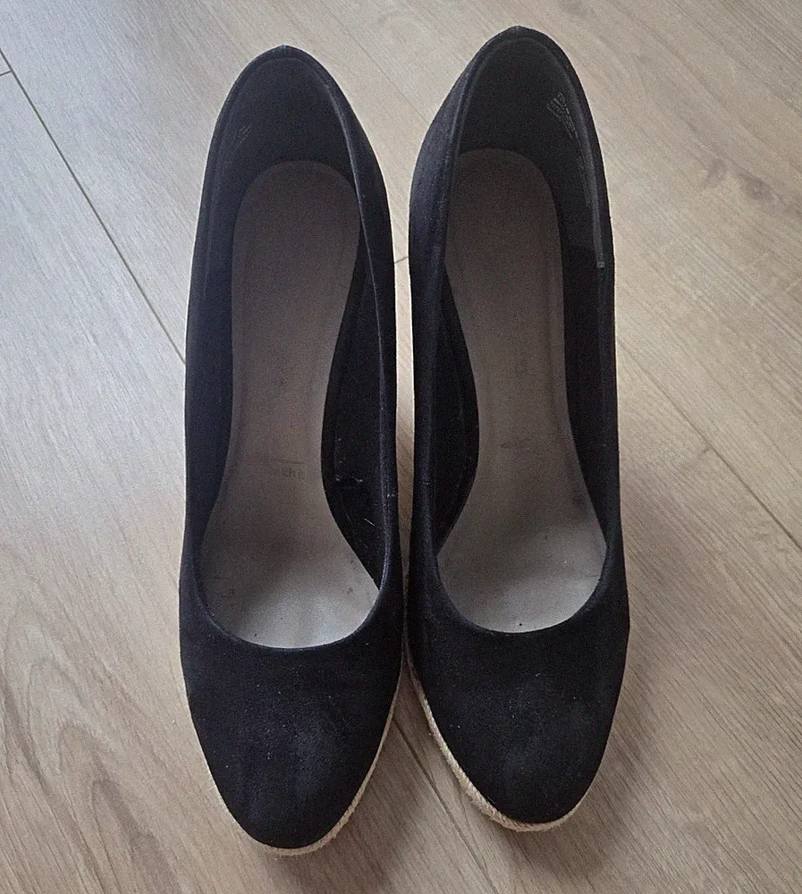 Tamaris Damen Pumps Keilabsatz Espadrille-Optik Schwarz/Beige EU 40