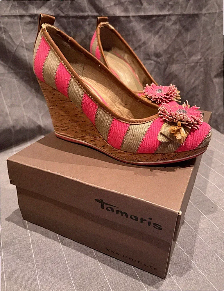Tamaris Damen Pumps Keilabsatz gestreift Beige/Rosa Leinenmix Gr. 39 75408