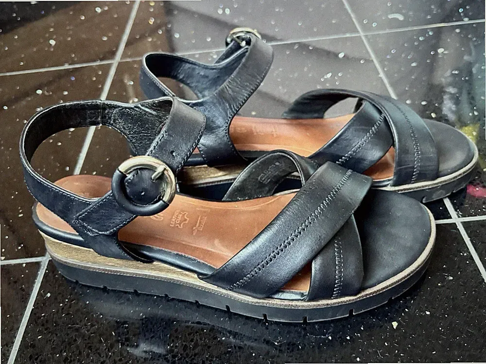Tamaris Damen Sandalen EU 40 Schwarz Leder Riemchen Sandalette Keilabsatz