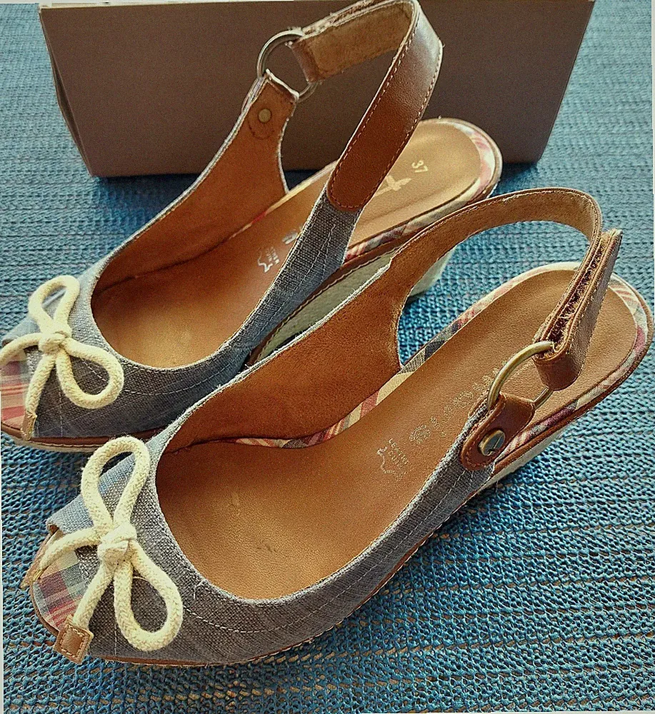 Tamaris Damen Sandalen, Gr. 37, Jeansoptik, Keilabsatz, getragen