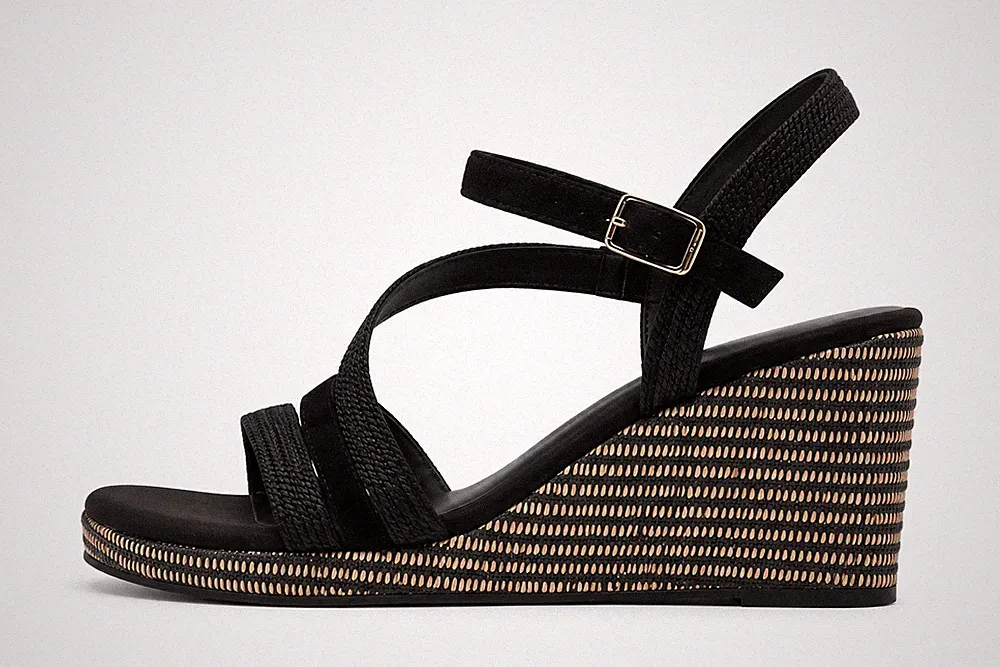 Tamaris Damen Sandalen Keilabsatz Schwarz Textil Plateau Sommerschuhe M28323-44