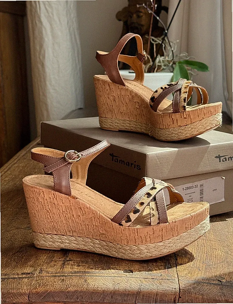 Tamaris Sandale Plateau braun Leo Gr. 37 Schuhe Sandaletten