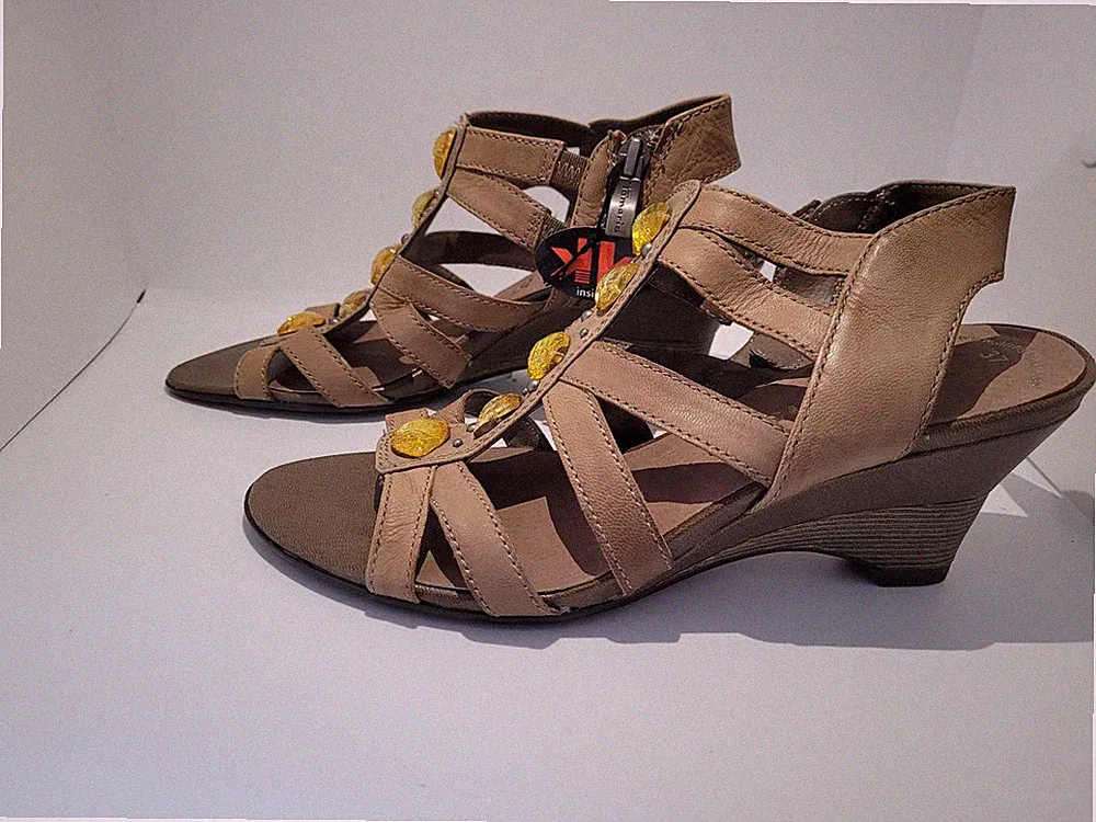 Tamaris Sandalen mit Keilabsatz | Braun | Größe: EUR 37