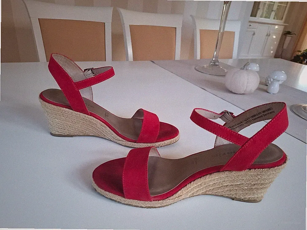 Tamaris Sandaletten Sandalen Schuhe rot Wildleder Keilabsatz Gr.41