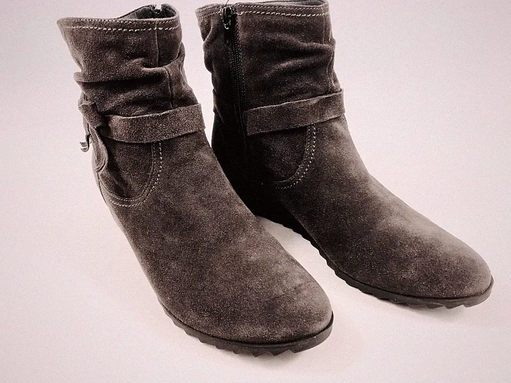 Tamaris Stiefeletten Wildleder Farbe Taupe Gr. 41 kleiner Keilabsatz 3,5 cm