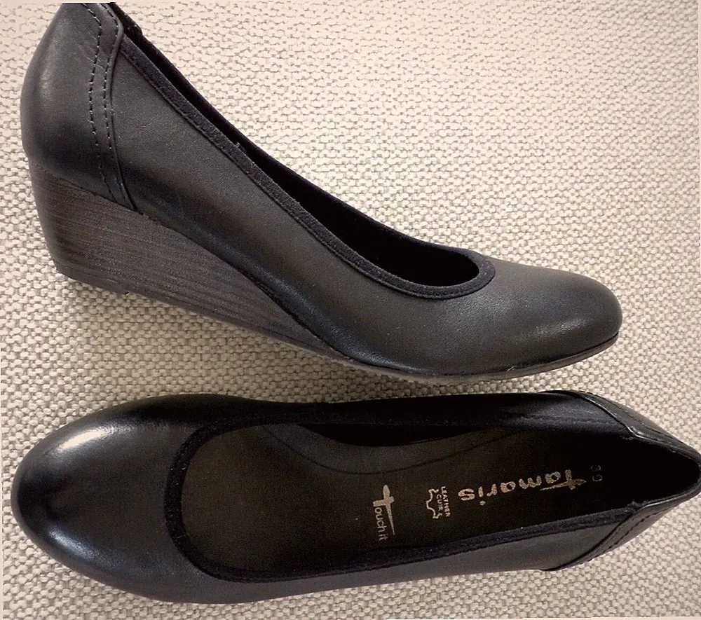 Tamaris Wedges Ballerinas Pumps Keilabsatz Leder schwarz 39 6 NEUwertig NP 80€