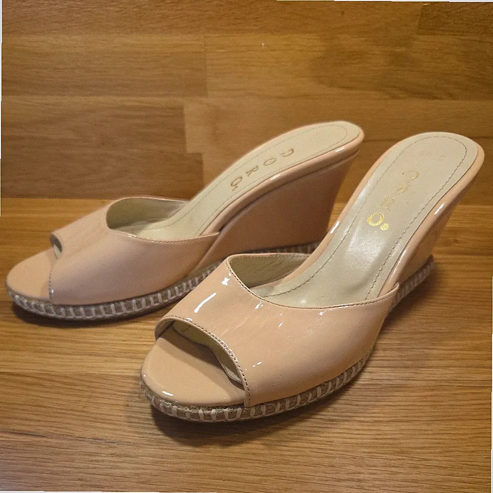 Tolle Doro Pumps Schuhe Keilabsatz-Sandalen Gr.36 echtes Lackleder Rosa Puder👍
