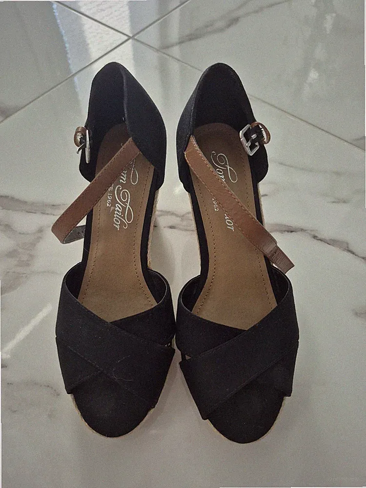 Tom Tailor Keilabsatz Sandalen Peep-Toe, Größe 39