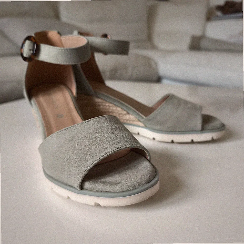 Tom Tailor Keilsandaletten Damen Schuhe Velours Grau Leo Verschluss Größe 36
