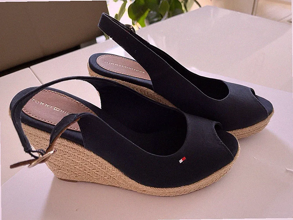 TOMMY HILFIGER 40 Espadrilles Sandaletten Sandalen dunkelblau **NEU**