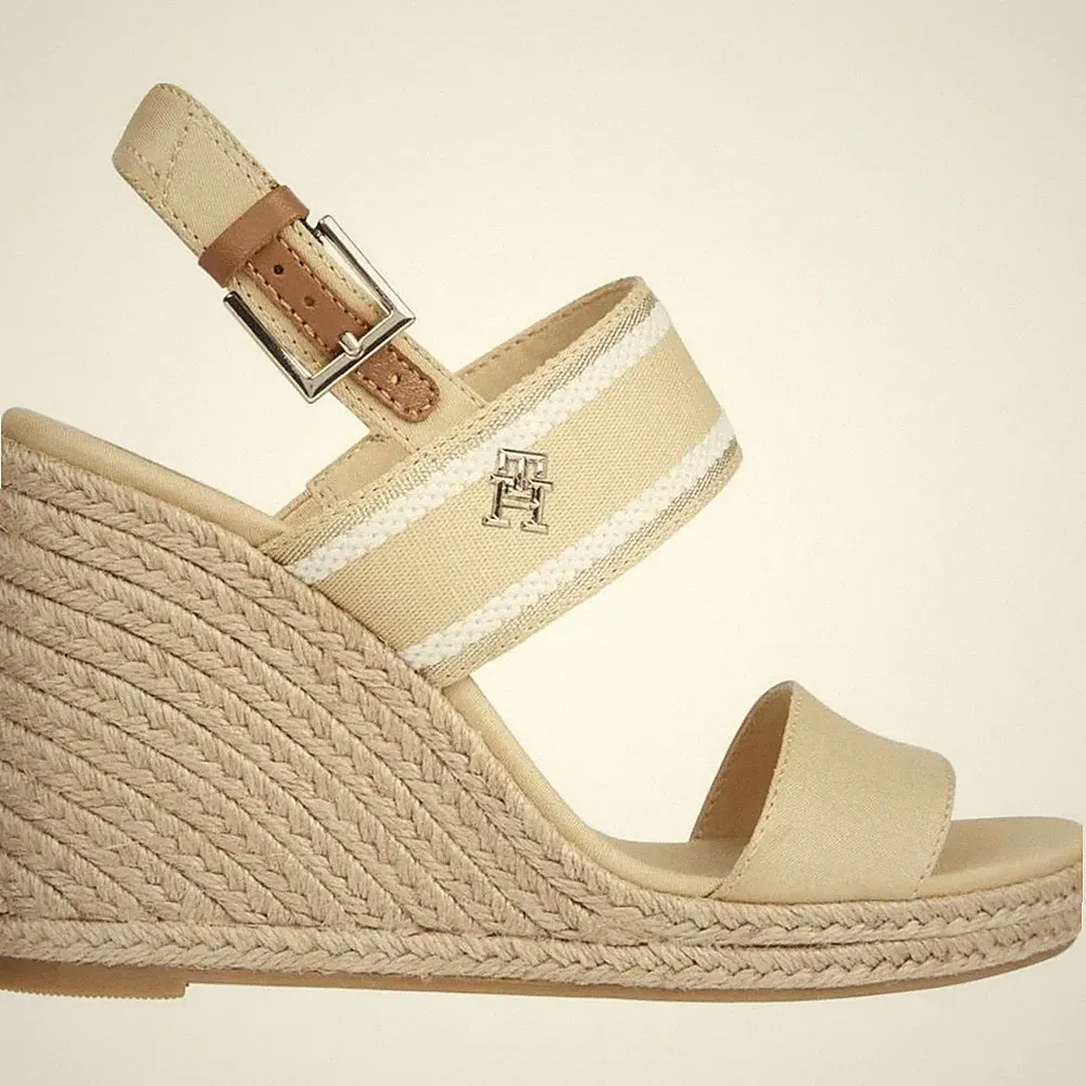 Tommy Hilfiger Damen Beige Recycled Keilabsatz Sandalen Peeptoe FW0FW08045ACR