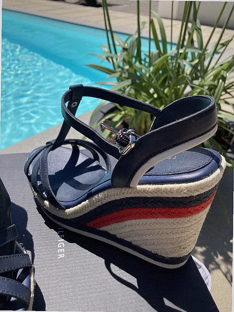 Tommy Hilfiger Damen Leder Sandalen Riemchen Knöchelriemen Keilabsatz EU 38