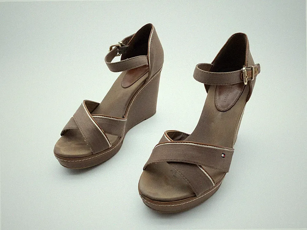 TOMMY HILFIGER Damen Sandale Sandalette Absatzschuh braun Gr 40 EU Art 16612-50