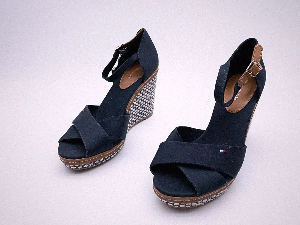 TOMMY HILFIGER Damen Sandale Sandalette Keilsandalette Gr 40 EU Art 26594-30