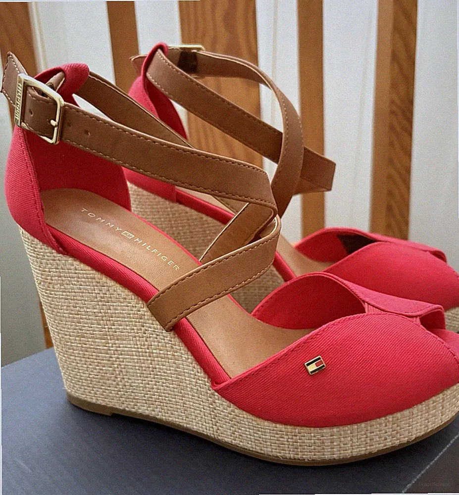Tommy Hilfiger Damen Sandalen Keilabsatz, Gr.37, Neu mit Karton