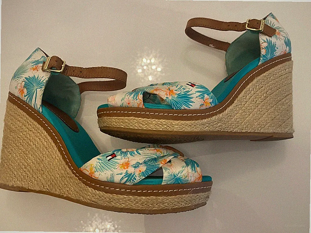 Tommy Hilfiger Espandrilles Sandalen Keilabsatz Türkis Blume Palme Größe 38