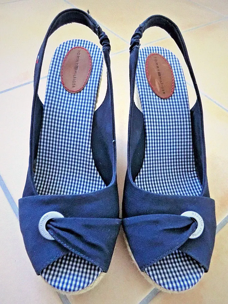 *Tommy Hilfiger* Sandalen Gr. 39 Blau **wenig getragen**