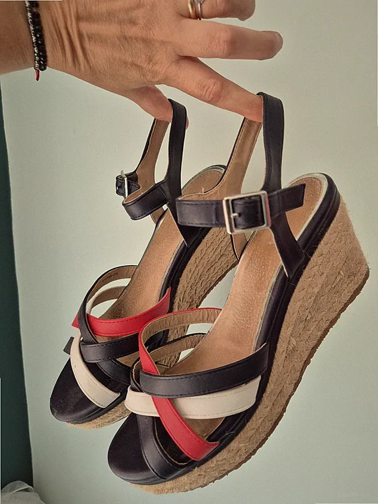 Tommy Hilfiger Sandalen in Farbe Gr. 41 Mariamare mit Keilabsatz Leder