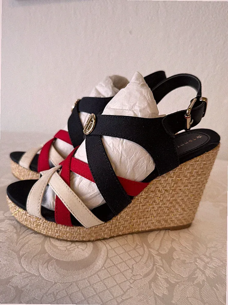 Tommy Hilfiger Schuhe Damen Eu 37 Sohle Logo Detailliert Schnalle Sandalen