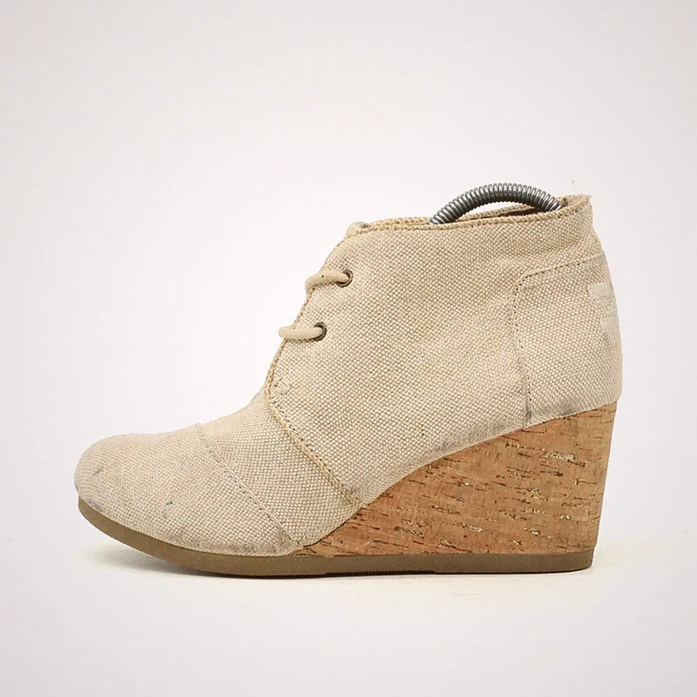 TOMS Damen Wedges Stiefeletten Beige Wedge Keilabsatz-Stiefeletten EU 38.5