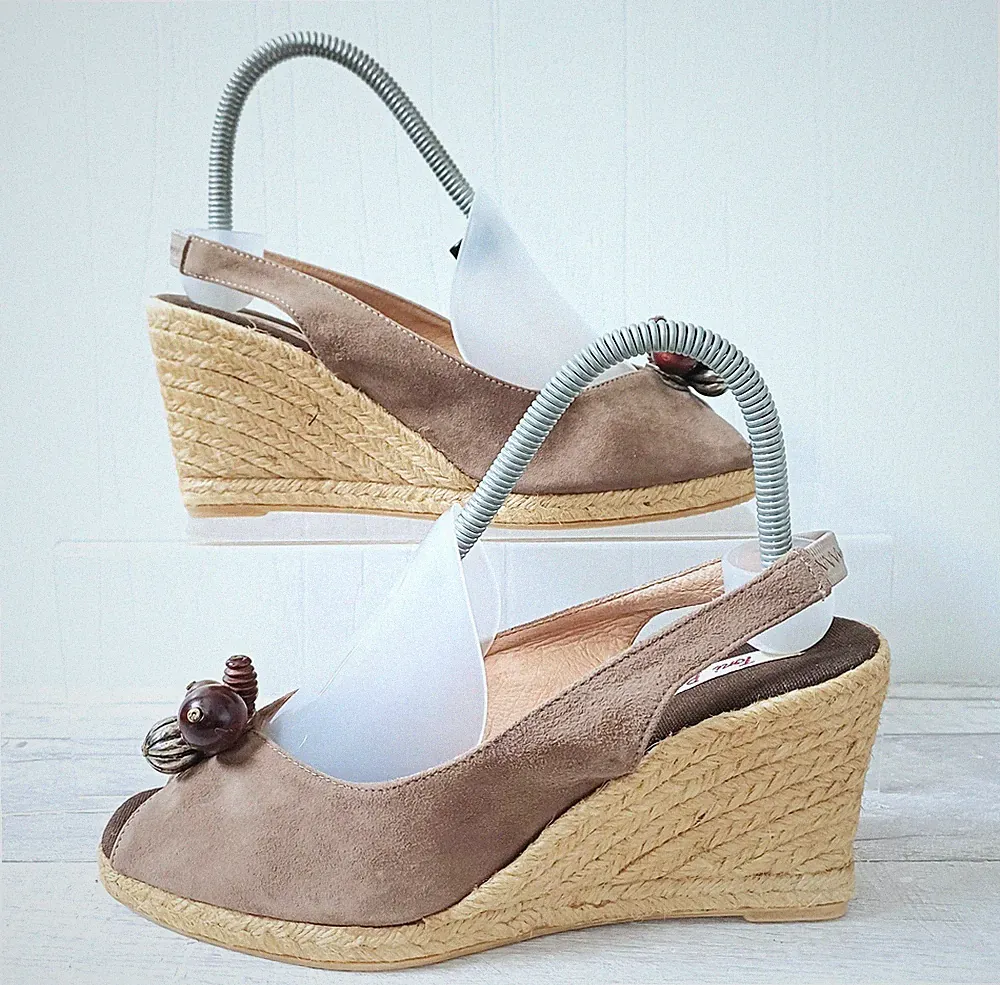 Toni Pons Espadrille-Sandalen Größe 6 Damen braun Keilabsatz offene Zehenpartie Wildleder