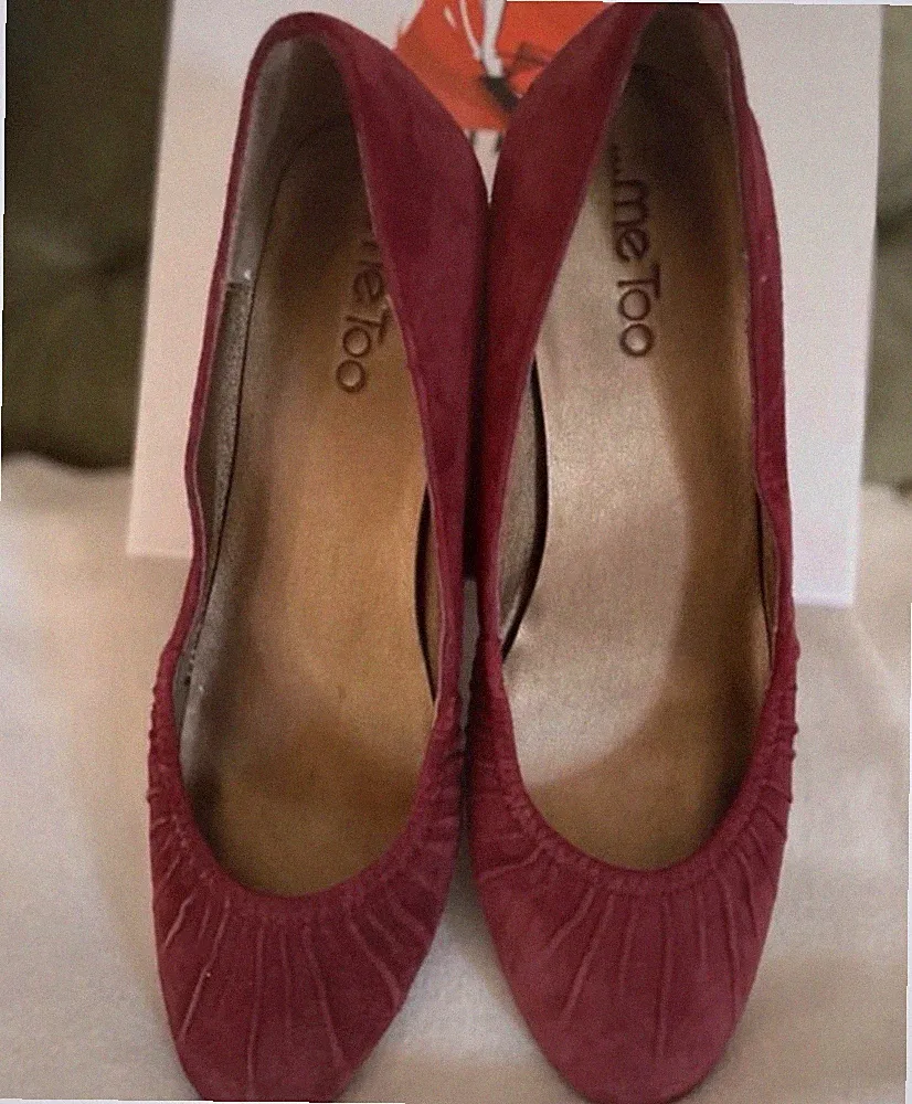 Top: Tolle Velours Pumps mit Keilabsatz, Bordeauxrot, Größe 38,5