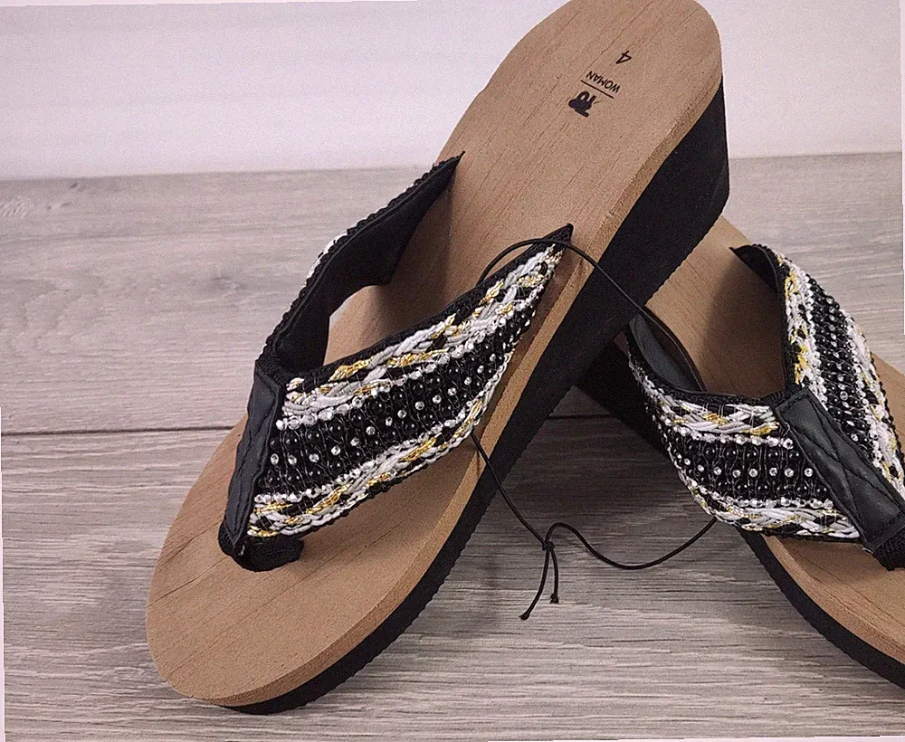 TU Damen Keilabsatz Flip Flops UK 4 EU 37 Schwarz Perlen Plateau Sandalen Neu