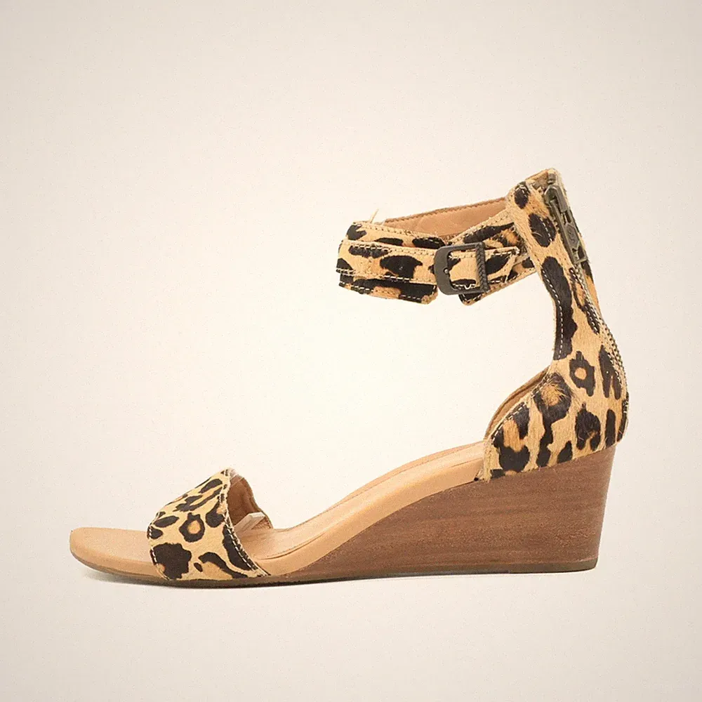 UGG Damen Sandalen EU 40 1015625 Braun Schwarz Beige Animal Print Keilabsatz