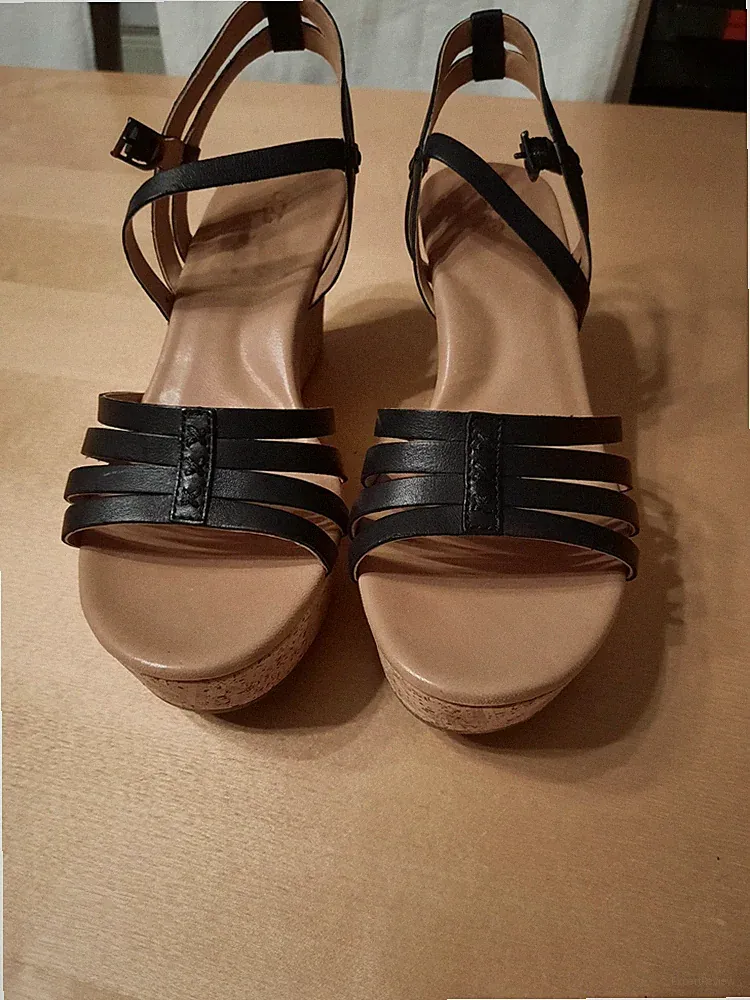UGG Sandalen mit Keilabsatz Gr.40