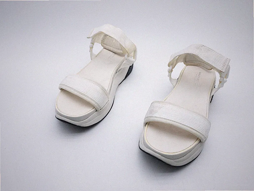 VAGABOND Damen Sandale Sandalette Halbschuh Sommerschuh Gr. 36 EU Art. 33264-10
