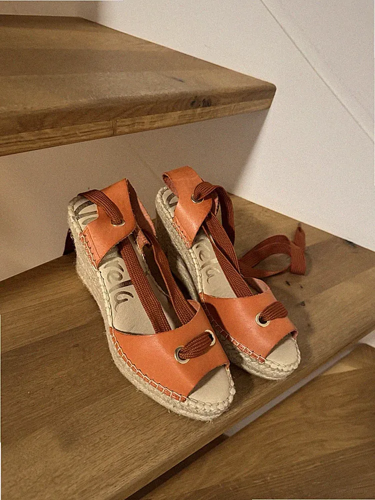 Vidoreta Keilabsatz Sandaletten Gr. 39 Leder Neu mit Karton