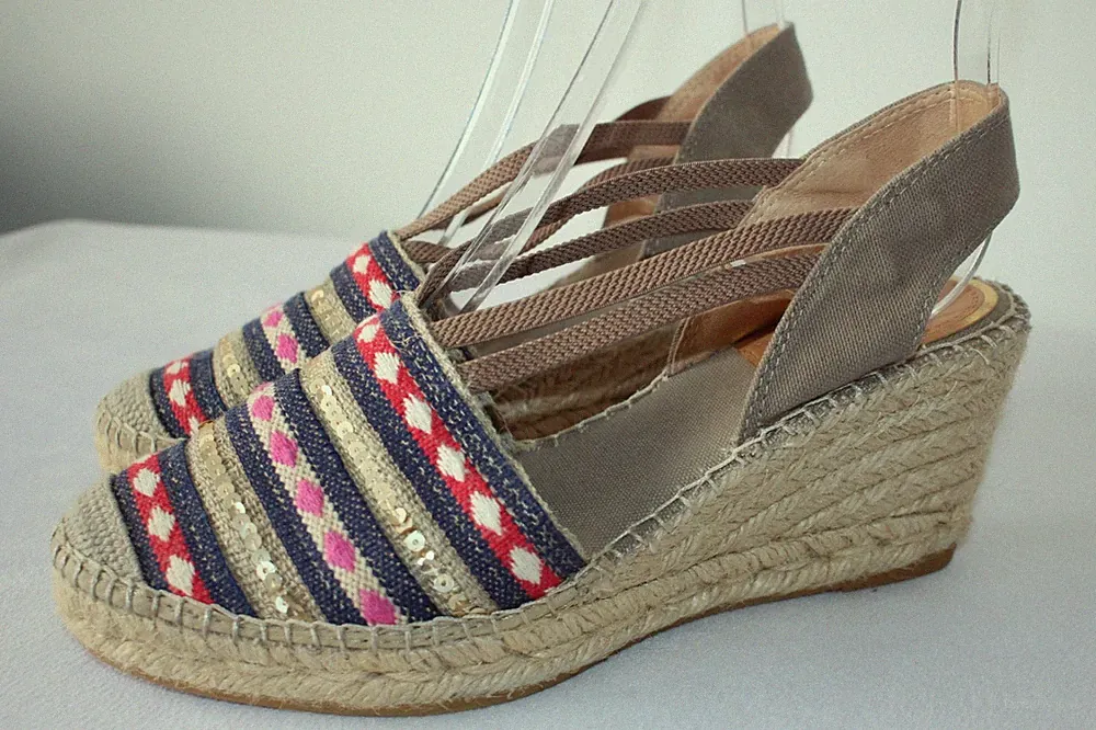 Vidorreta Damen Keilabsatz Espadrille Sandale eng anliegend Canvas mehrfarbig 37/4