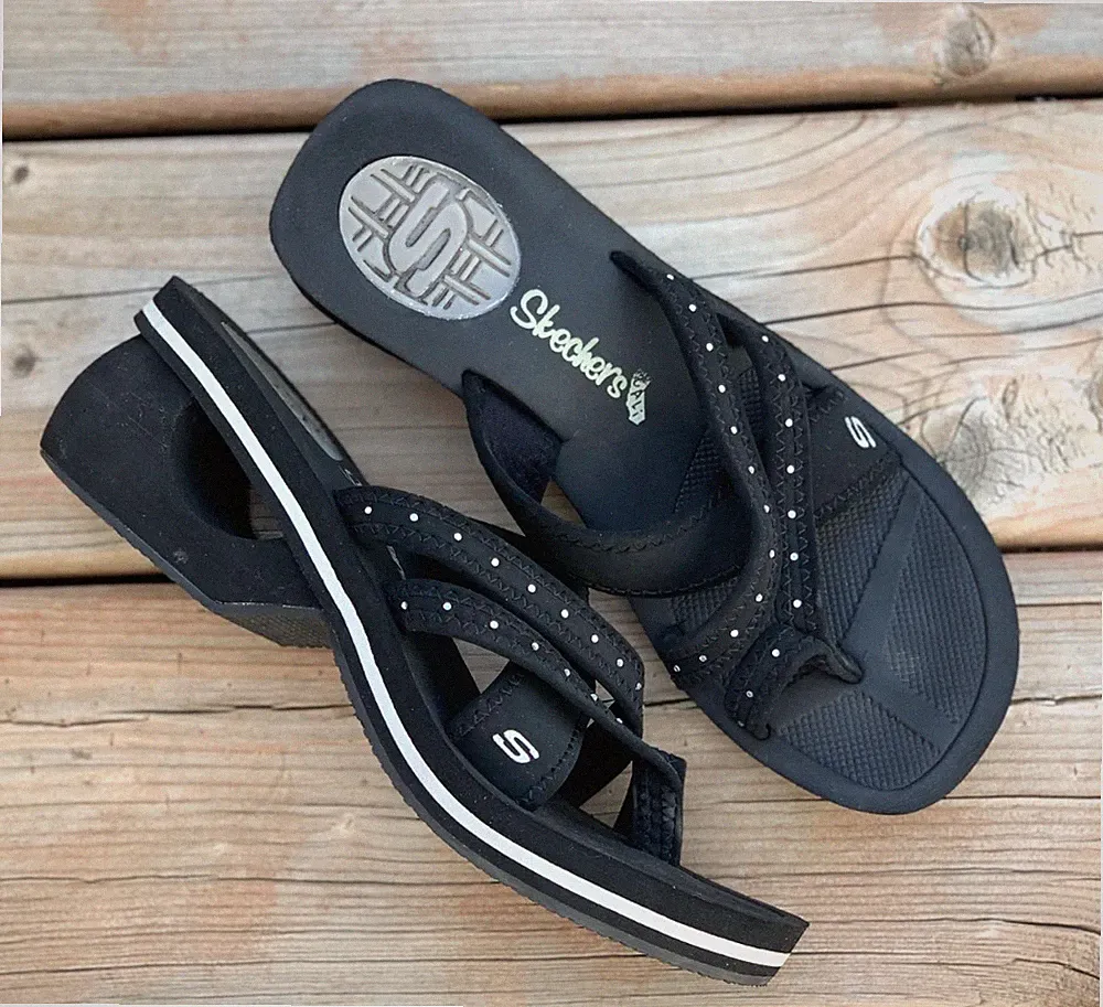 Vintage Y2K Skechers Cali Platform Wedge Sandals 7.5 Black Silver Rhinestone 90s