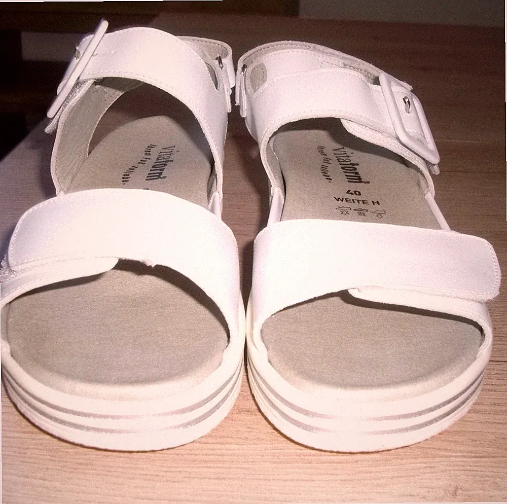 Vitaform Sandale / Sandalette Gr. 40 / 6,5 Weite H wie Neu