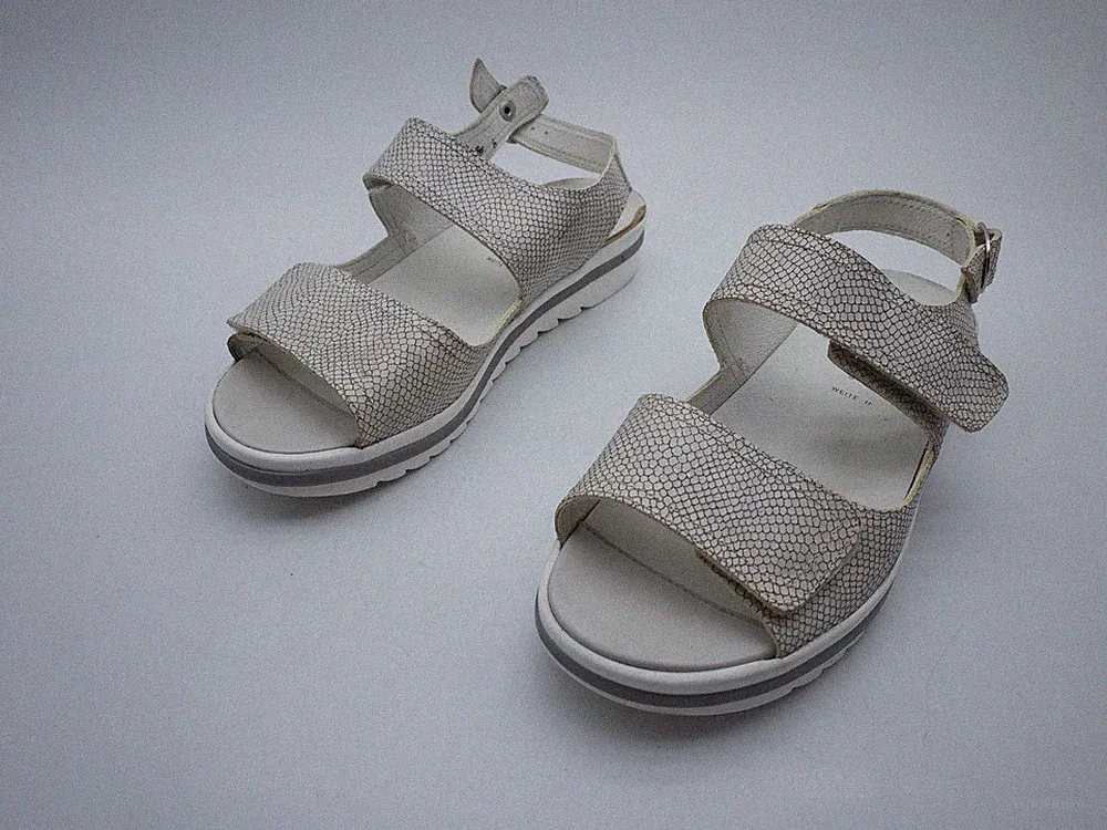 waldläufer Damen Sandalette Freizeitschuhe Leder Weiß Gr. 38 EU Art. 40050-10