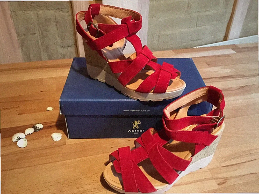 Werner Schuhe Keil-Sandalette Gr. 39 rot (koralle), Sandale von Werner 1911, neu