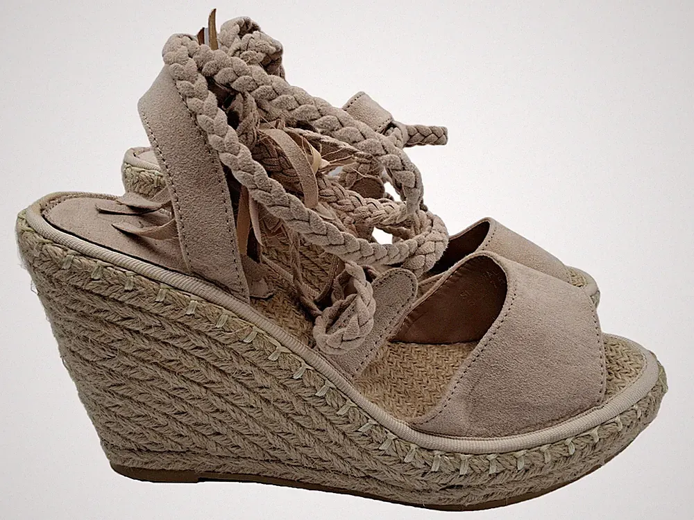 Yoki Damen Sandaletten Keilabsatz Espadrilles Beige Gr. 37,5 Bohemian