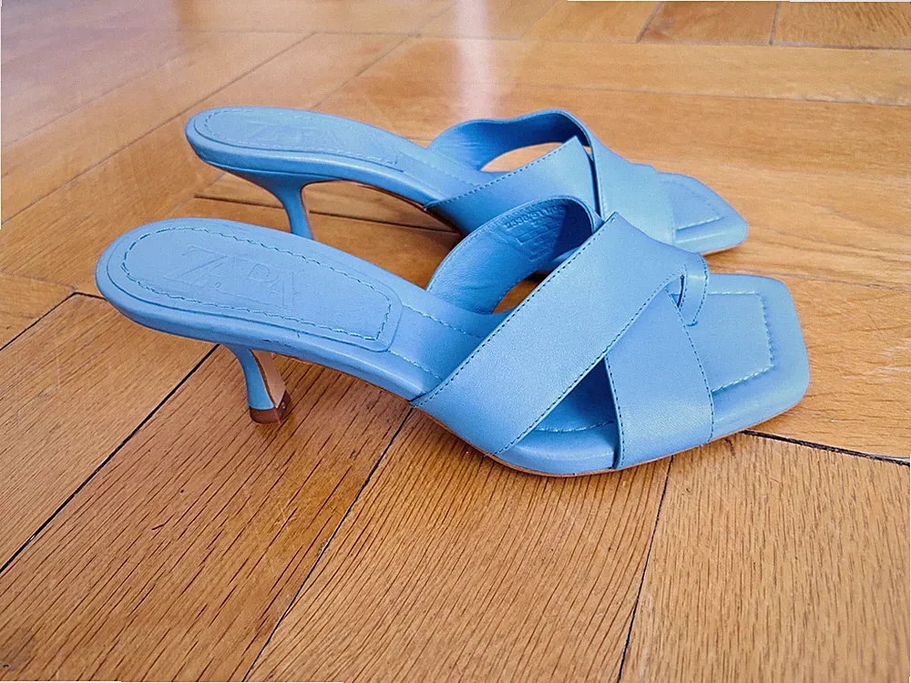 ZARA Damen Mule Sandale Absatz Sandalette mit Zehenriemen Leder Gr.40 Türkis