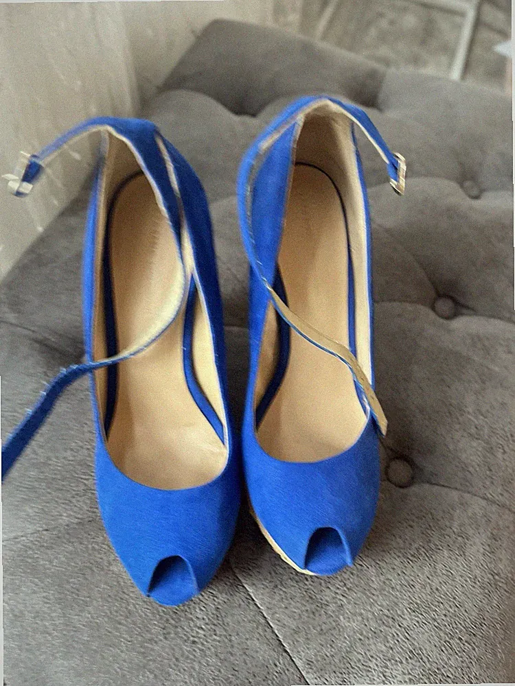 Zara Keilabsatz Schuhe Gr. 37 Blau