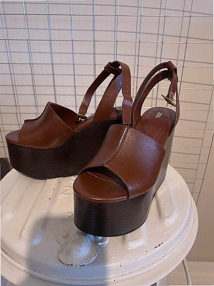 ZARA LEDER - KEILSANDALE MIT RIEMEN BRAUN 36