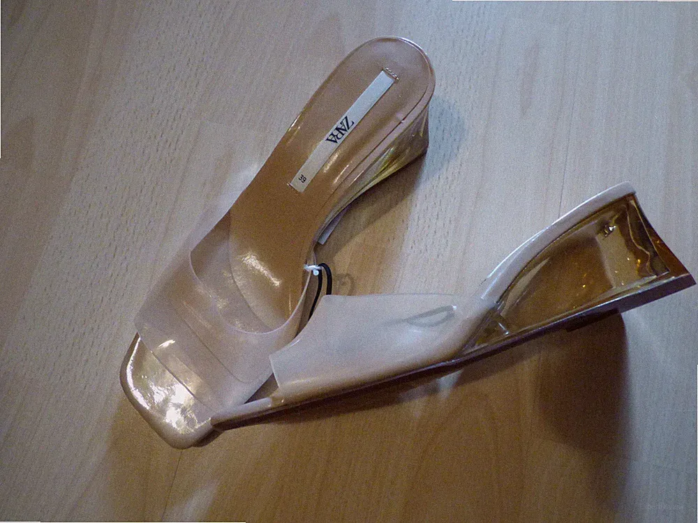 Zara Sandalen tolle Sandaletten Gr. 39 Transparent Absatz auch